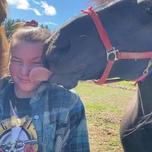 Meet your Posher, Daphné-rose